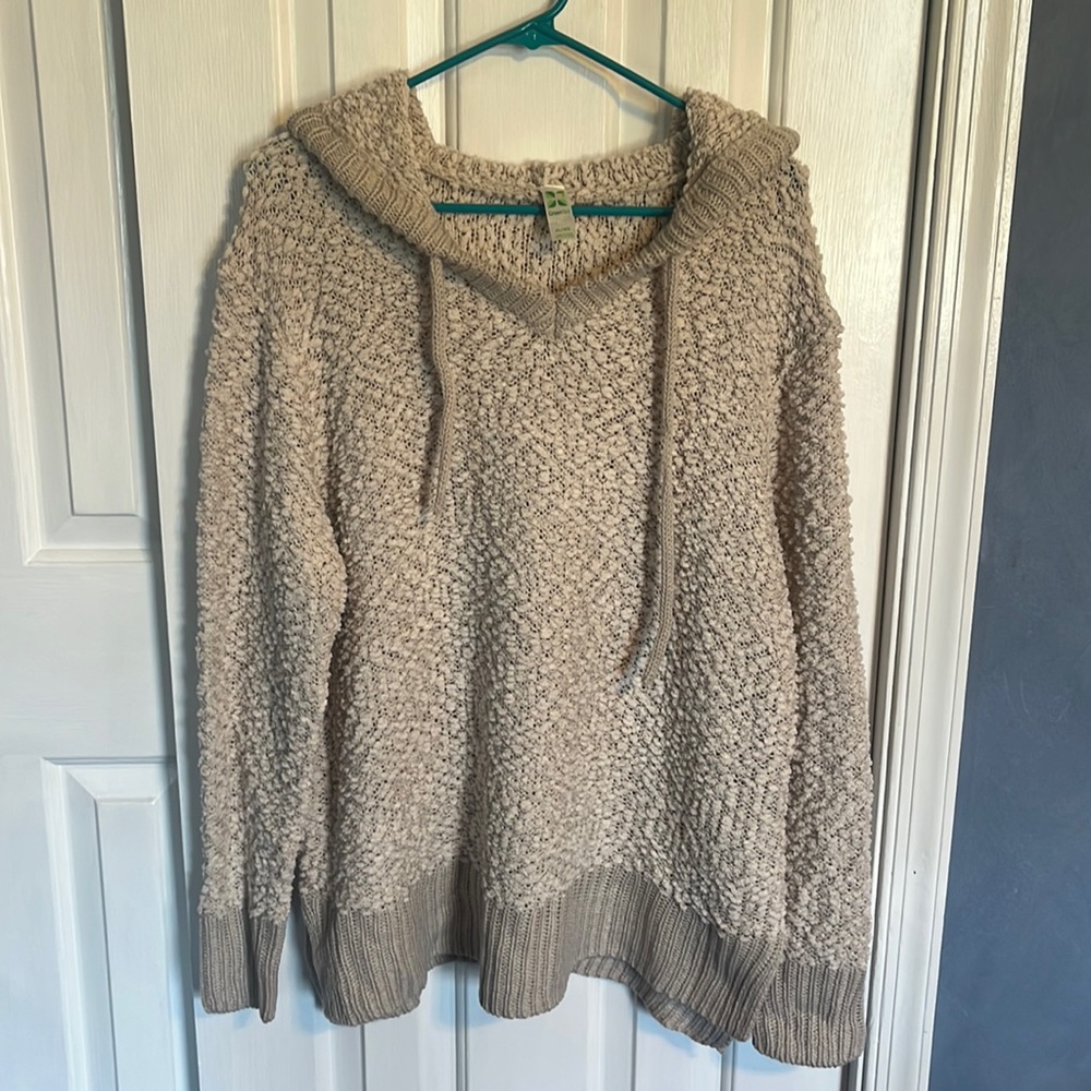 Green Tea - Hooded Sweater